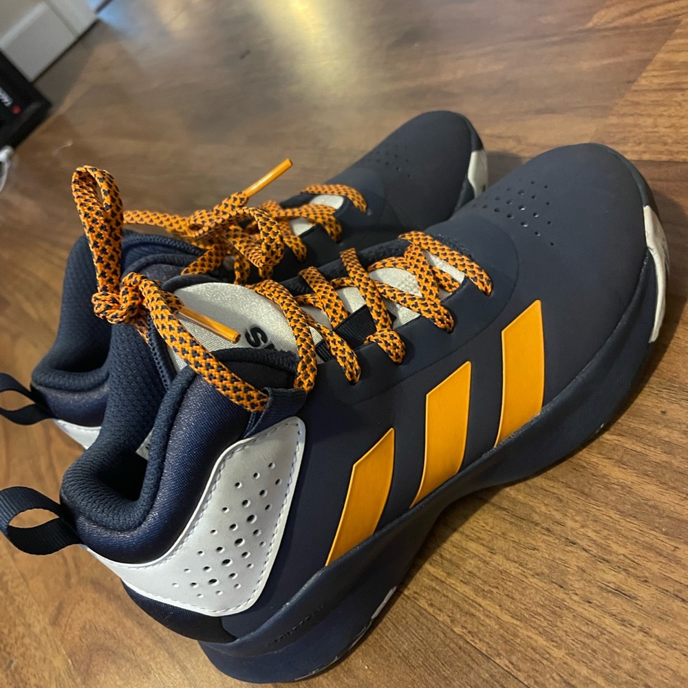 Brand new without tags adidas high top basketball shoes boys